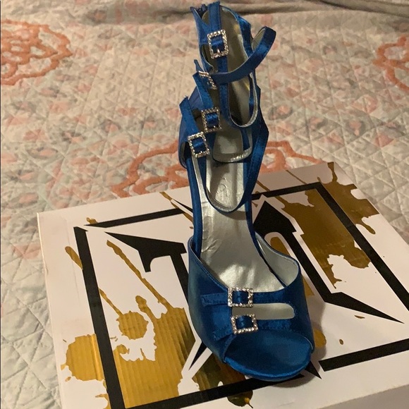 Royal Blue shoes - Picture 2 of 2